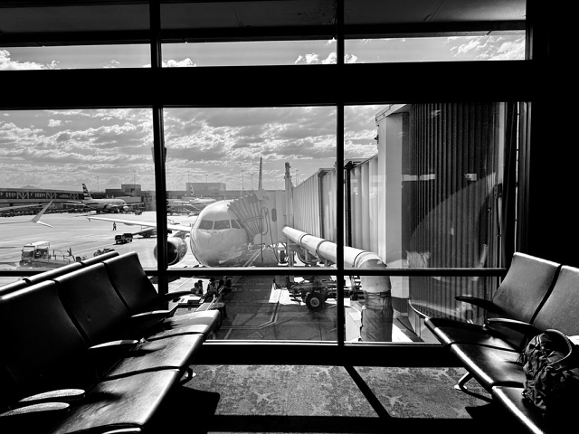 64B3B2D5-663A-4588-8C53-69FA568598E8 1 105 C